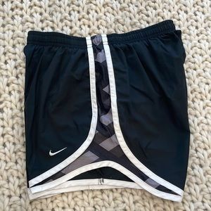Nike XS Tempo Shorts